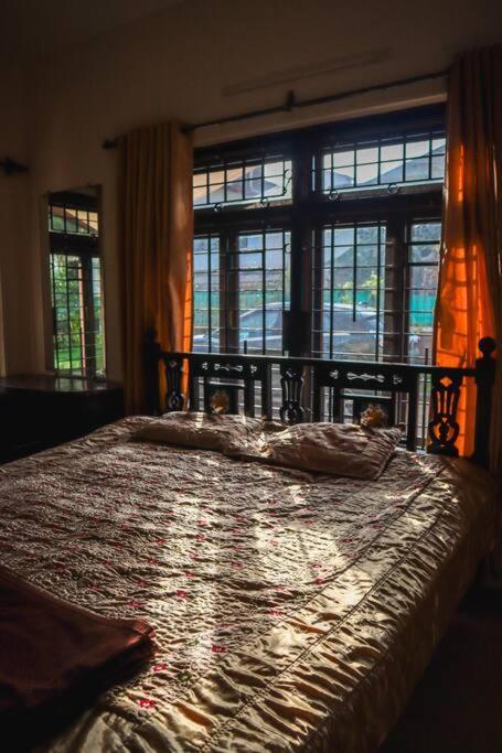 Valecha Villa Entire 4Bhkbunglow With 5000 Sq Ft Garden Lonavala Buitenkant foto